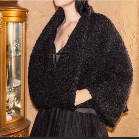 Vintage Jackets & Blazers - VTG 1940’s Black Boucle Opera Shag Coat